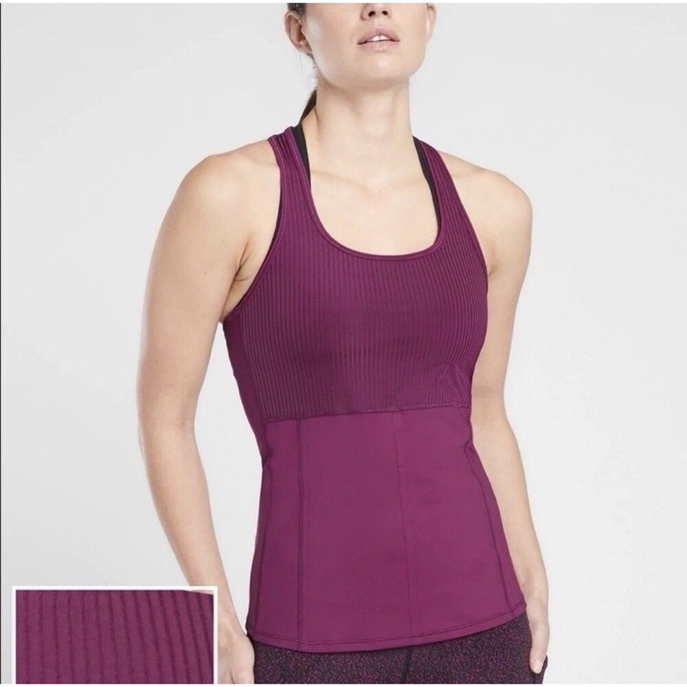Athleta Vitality Rib Tank Top Size X-Small Velvet Plum Racer Back Pockets Active